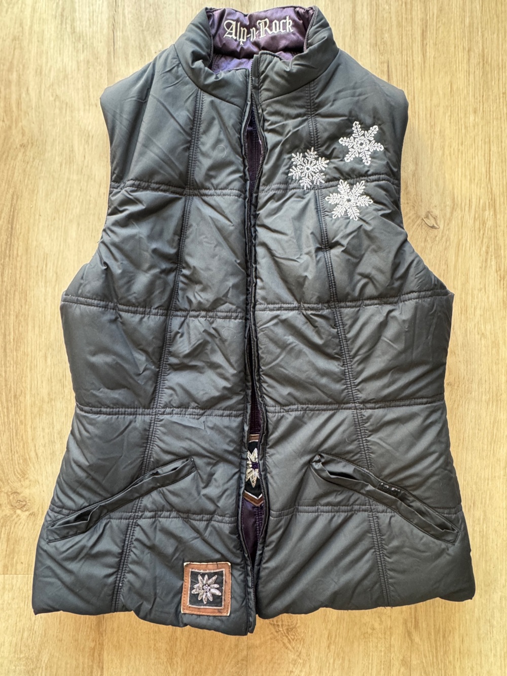 Vintage Alp-n-Rock Reversible "Freedom" Embroidered Puffer Vest Size 3 (Med) Y2K - Picture 8 of 12